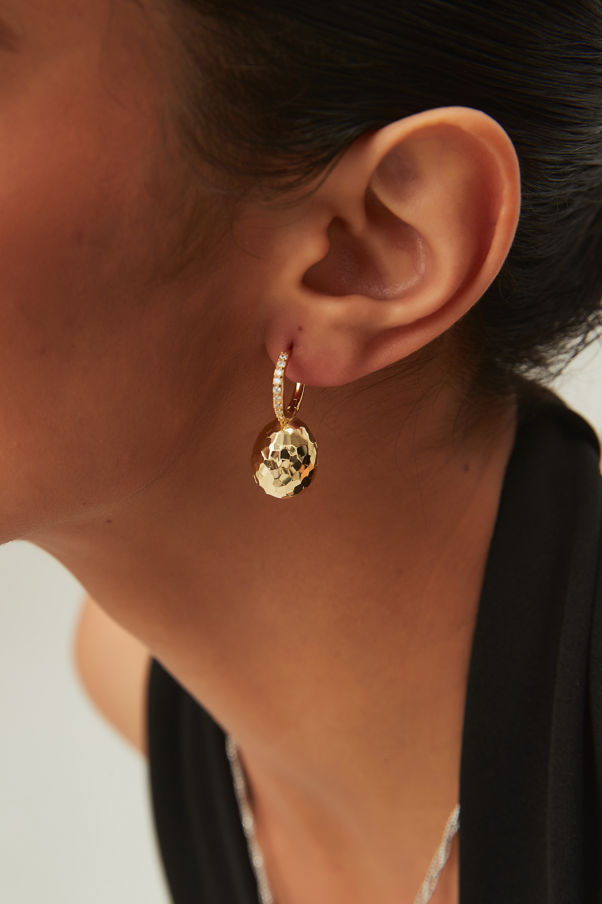 Sculptural Faceted Dangle Huggie Earrings – Facet Egg