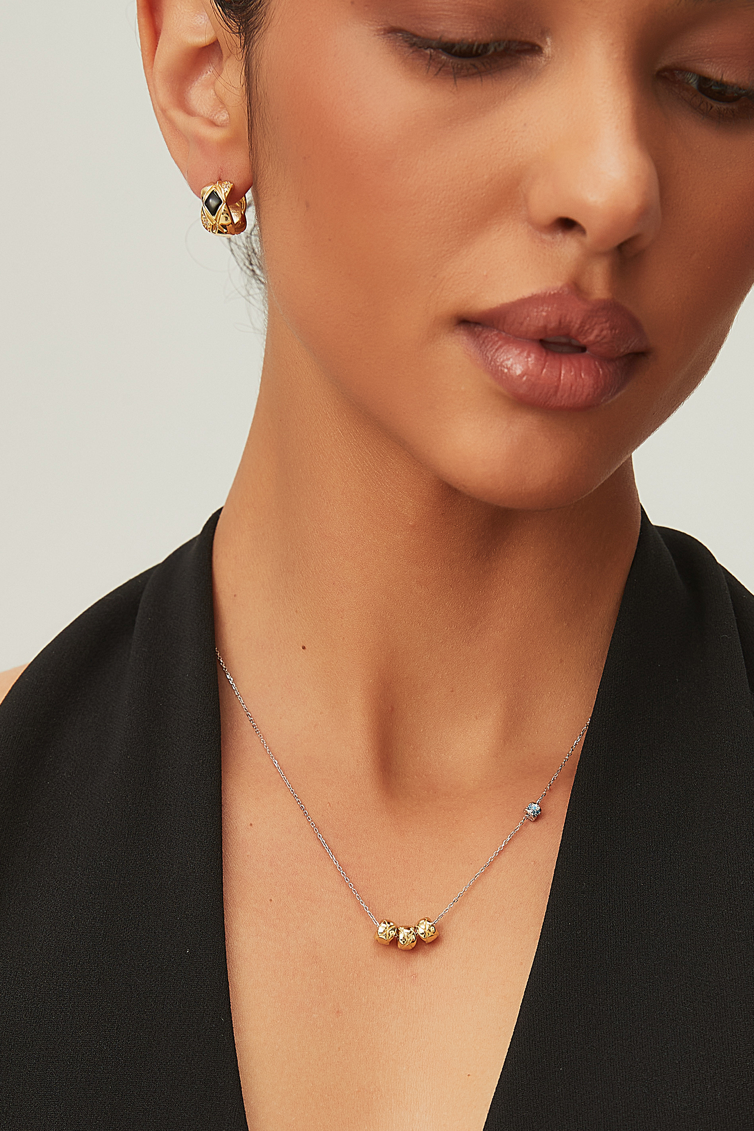 Minimal Beaded Chain Necklace – Trio