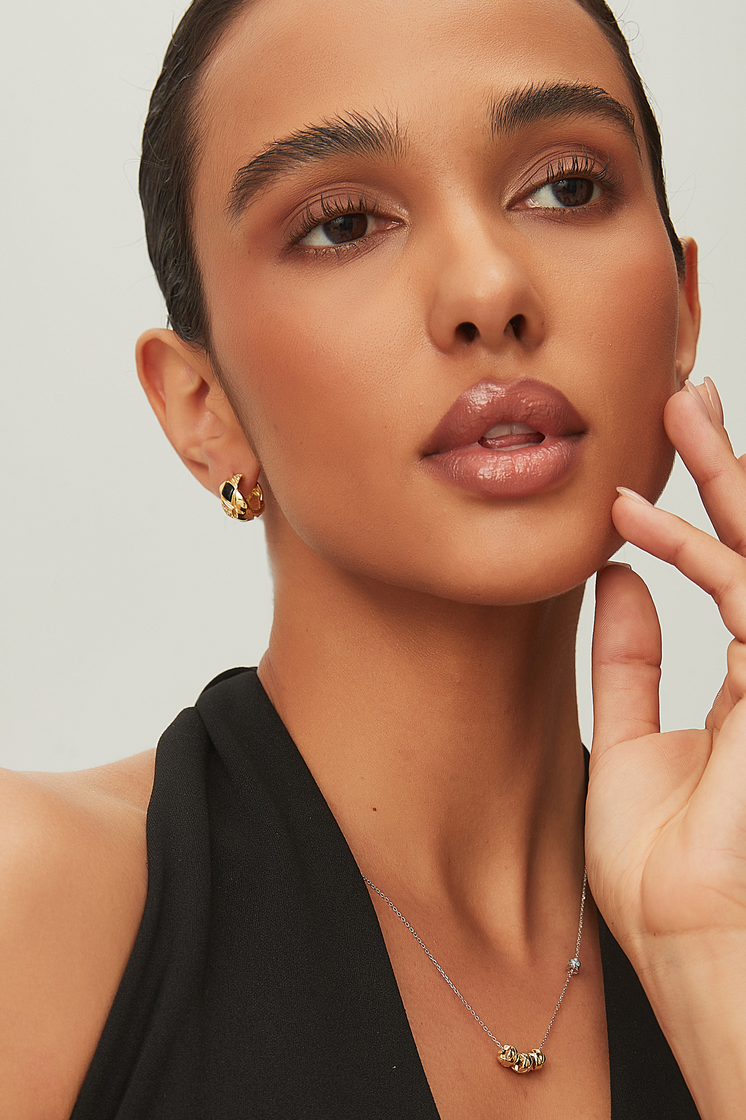 Sculptural Cross Inlay Huggie Earrings – Xframe