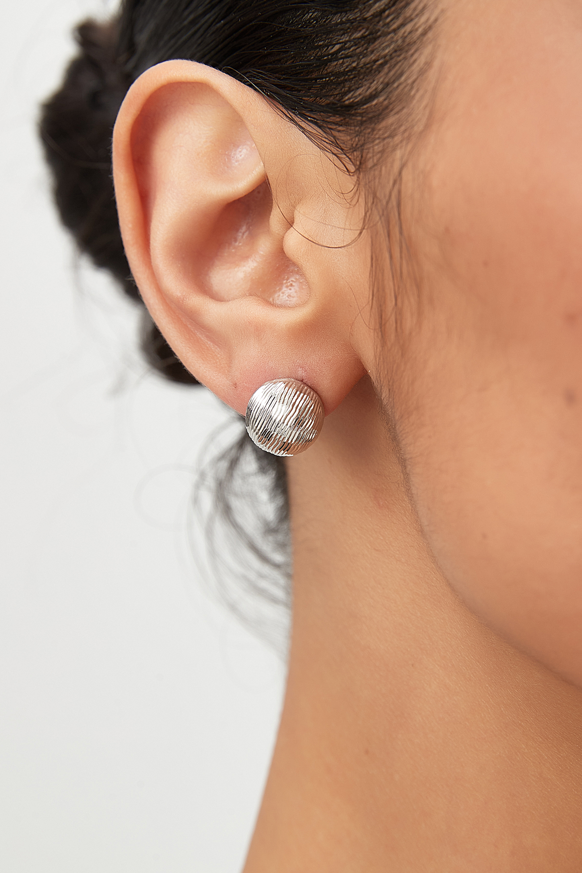 Ridged Dome Ohrstecker – Orb