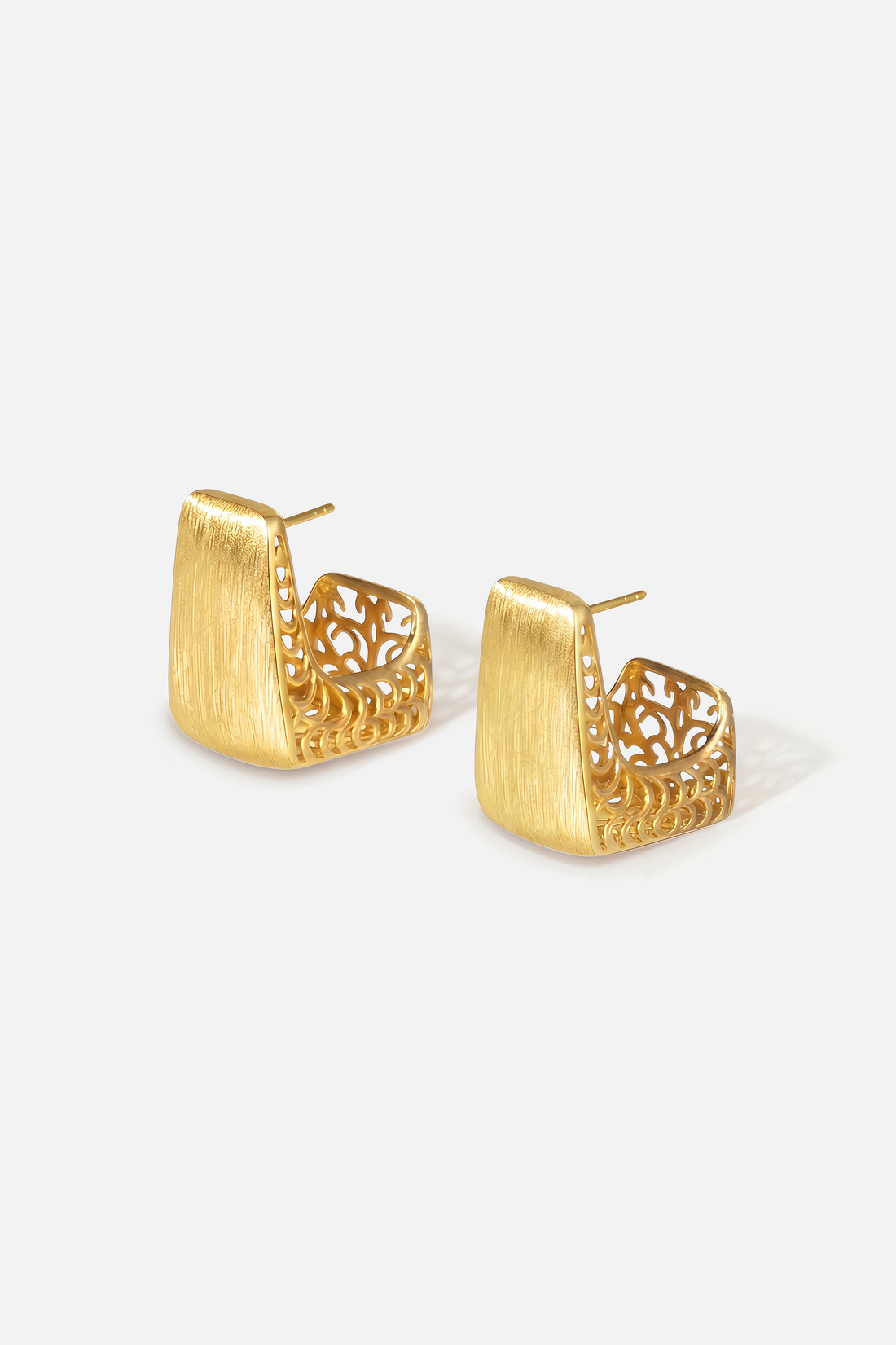 Brushed Sculptural Cuff Earrings – Panel