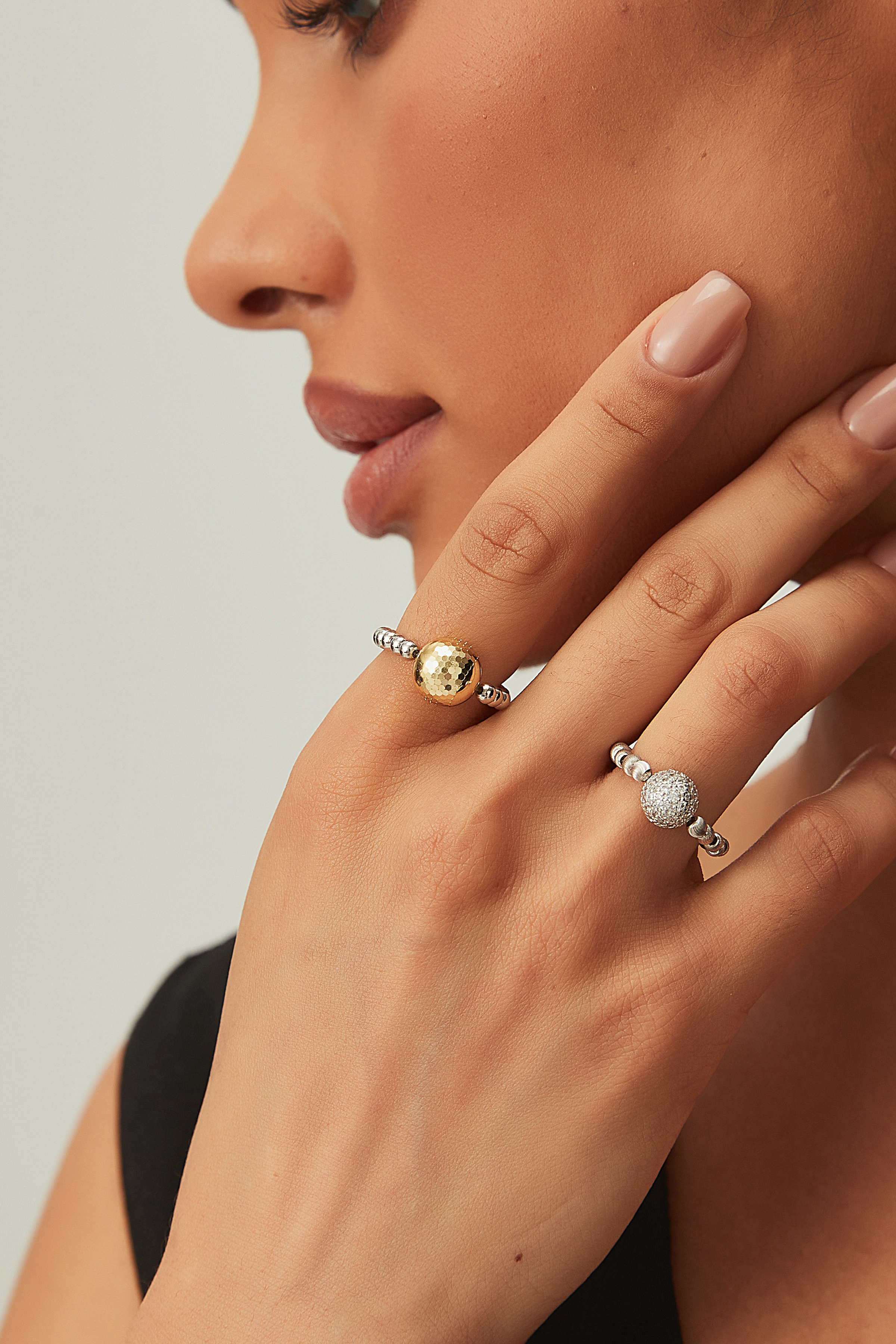 Two-Tone Beaded Band Ring – Orbit