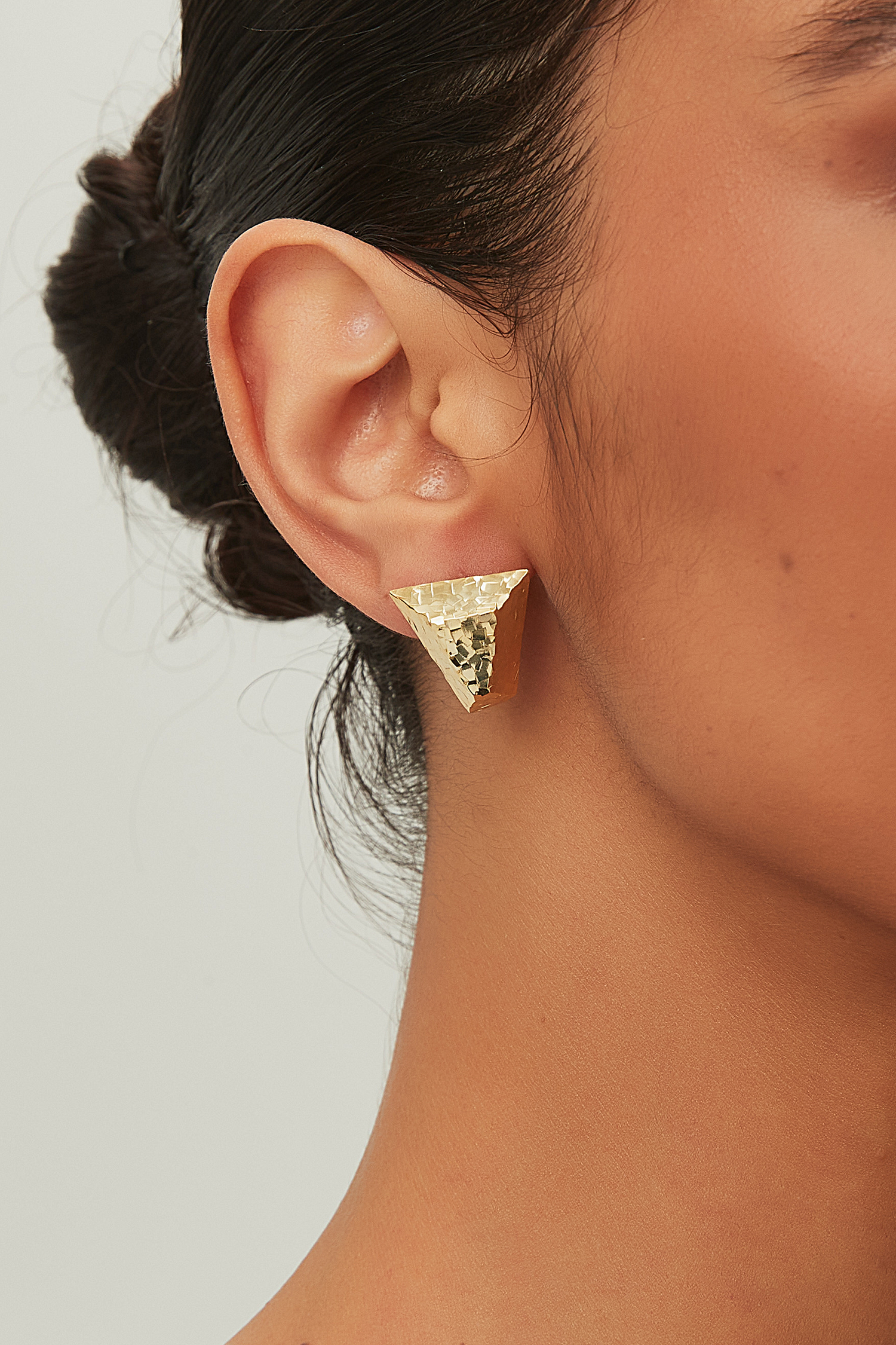 Facettierte Trapez-Ohrstecker – Wedge