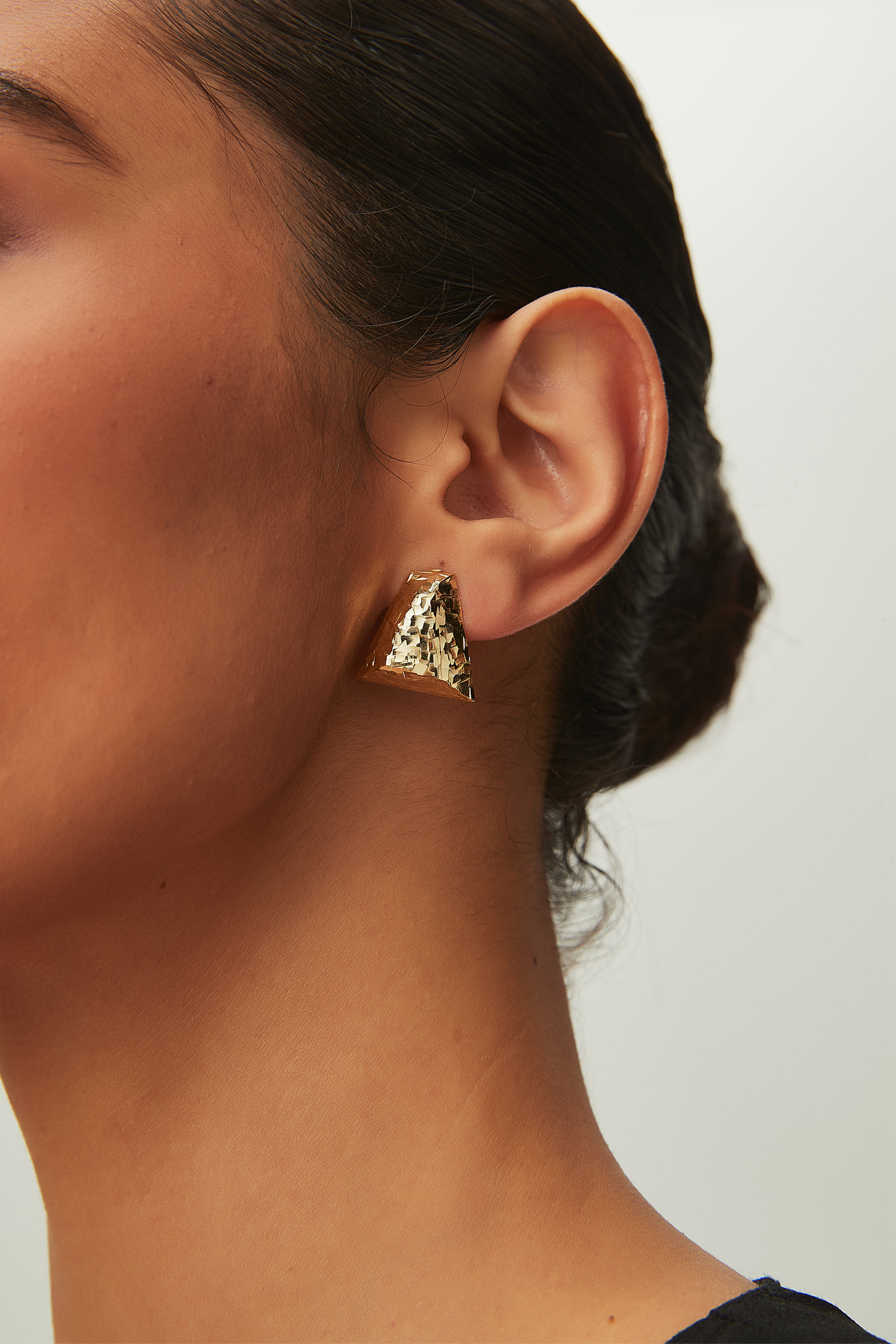 Facettierte Trapez-Ohrstecker – Wedge