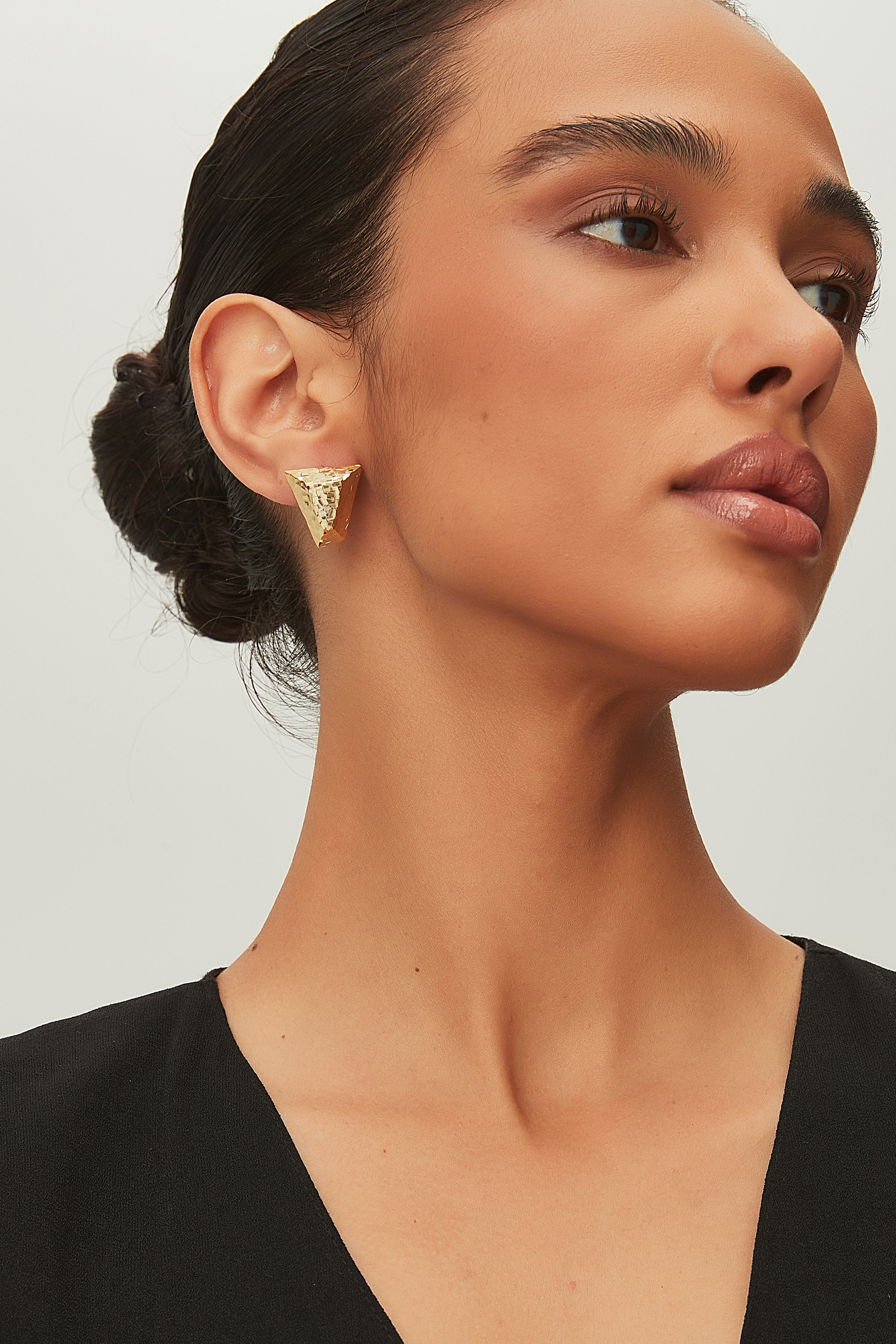 Facettierte Trapez-Ohrstecker – Wedge